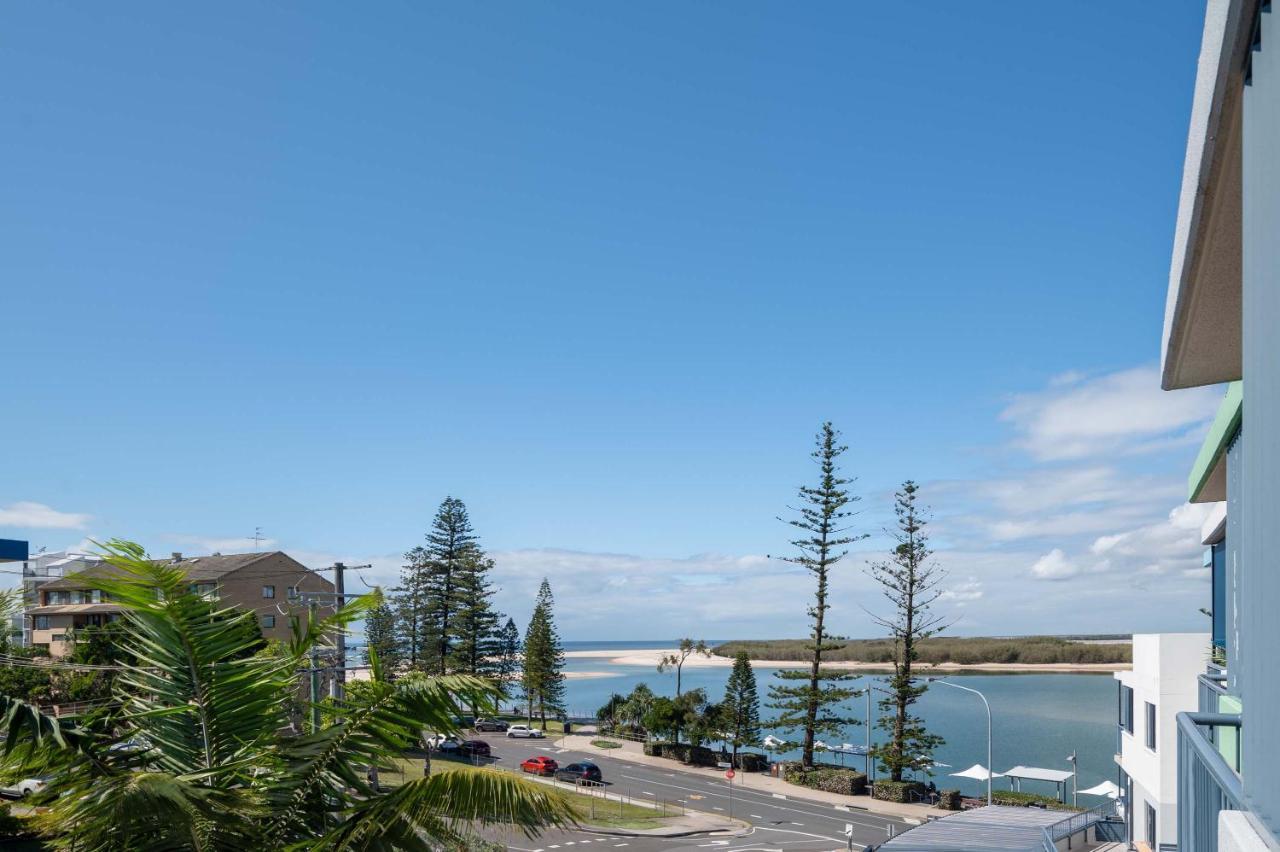 Breakfree Grand Pacific Aparthotel Caloundra Exterior photo