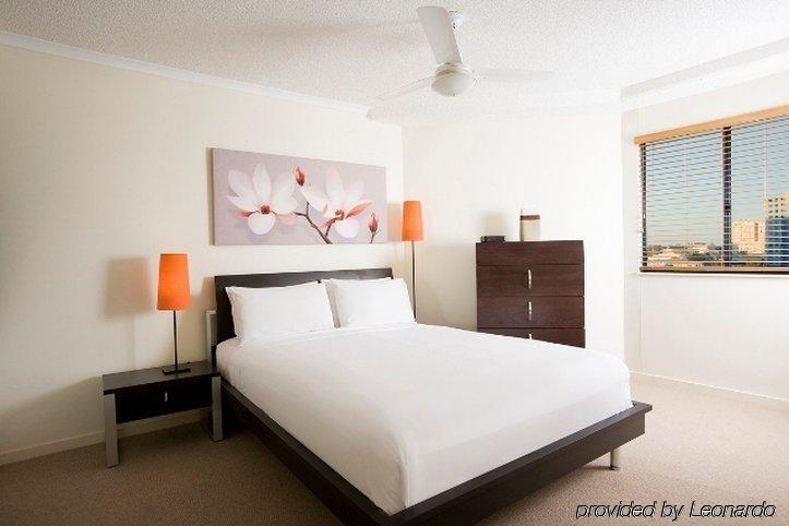 Breakfree Grand Pacific Aparthotel Caloundra Room photo