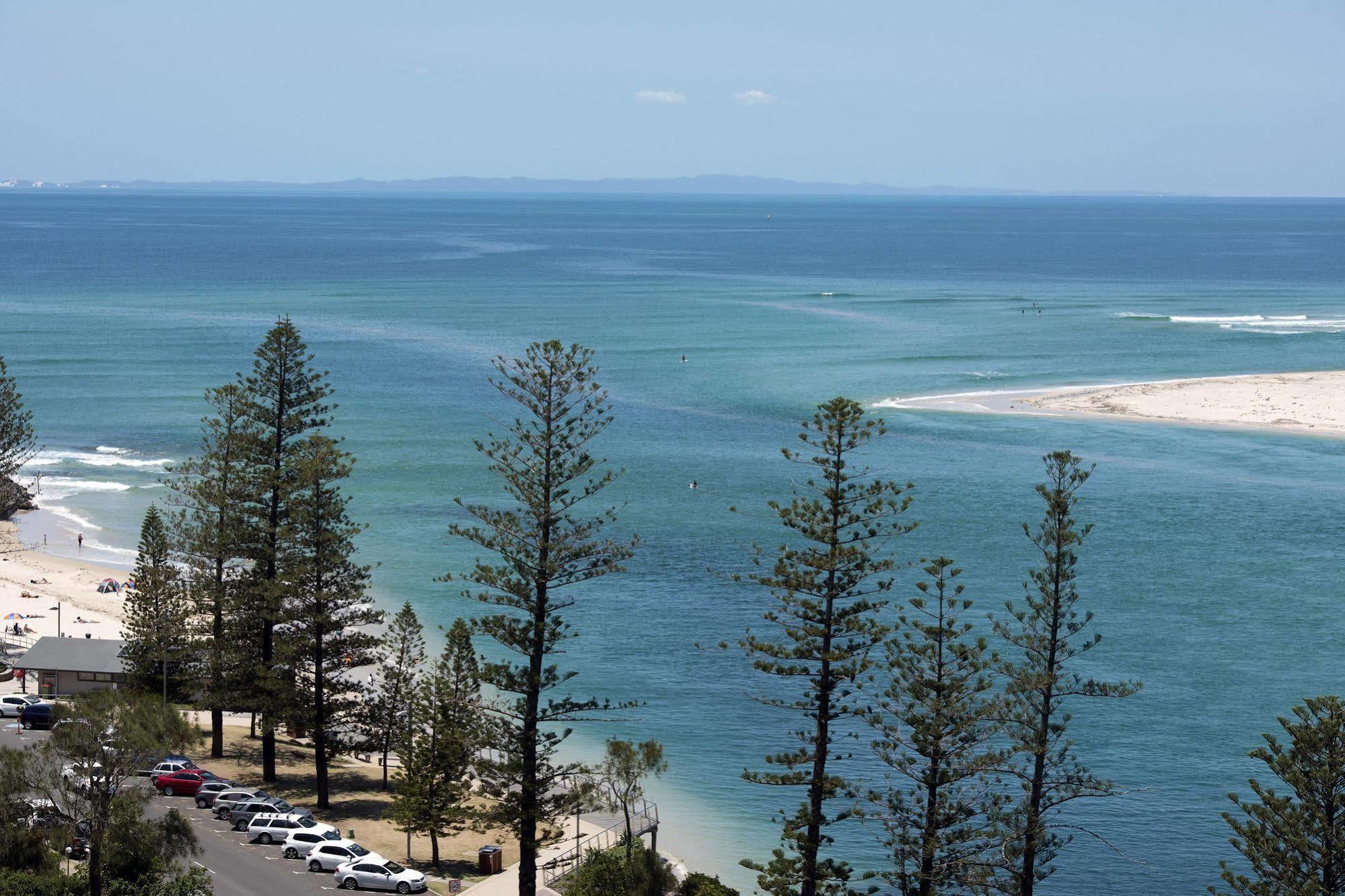 Breakfree Grand Pacific Aparthotel Caloundra Exterior photo